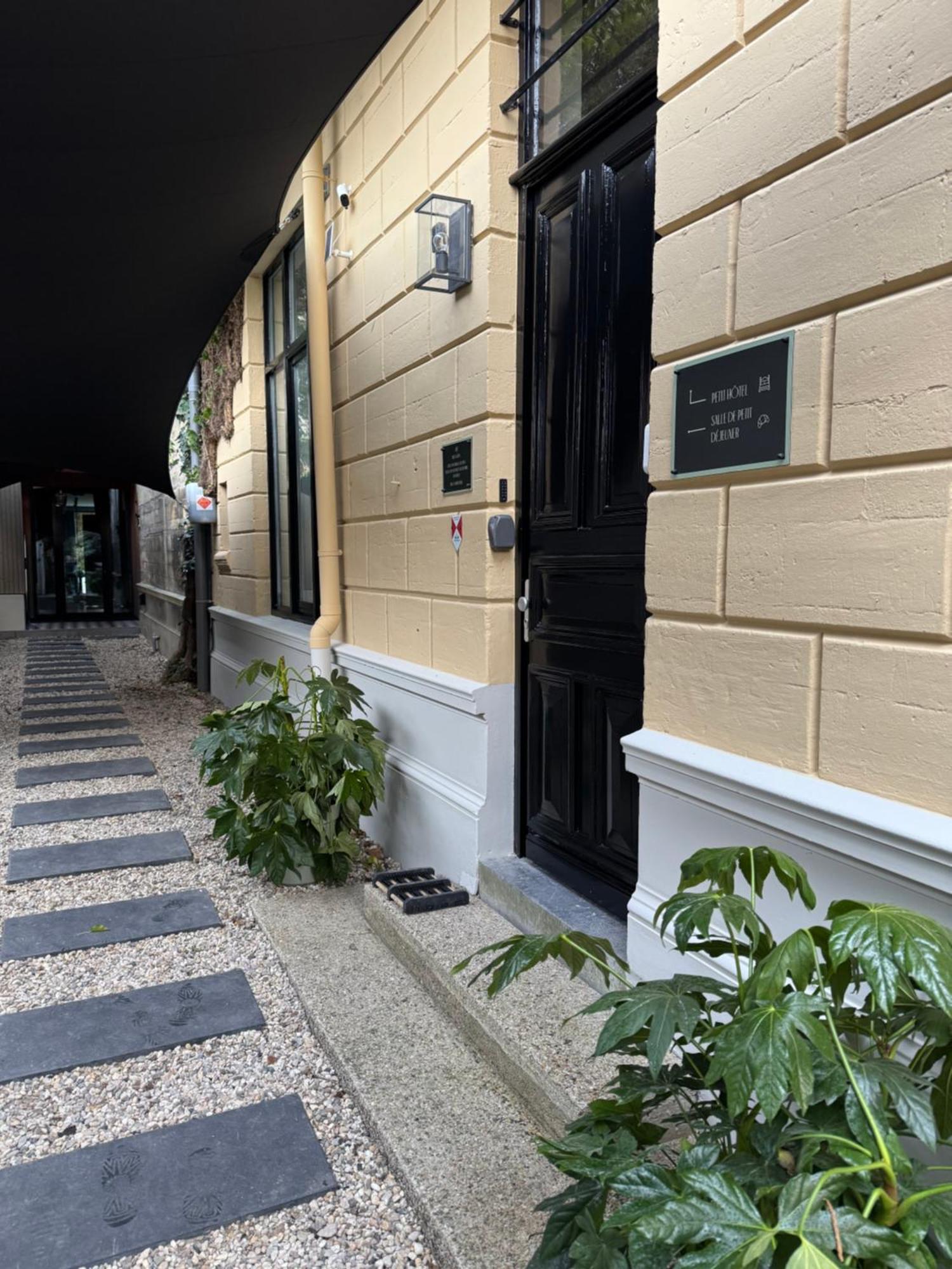 Villa V Petit Hotel Valkenburg aan de Geul Екстер'єр фото